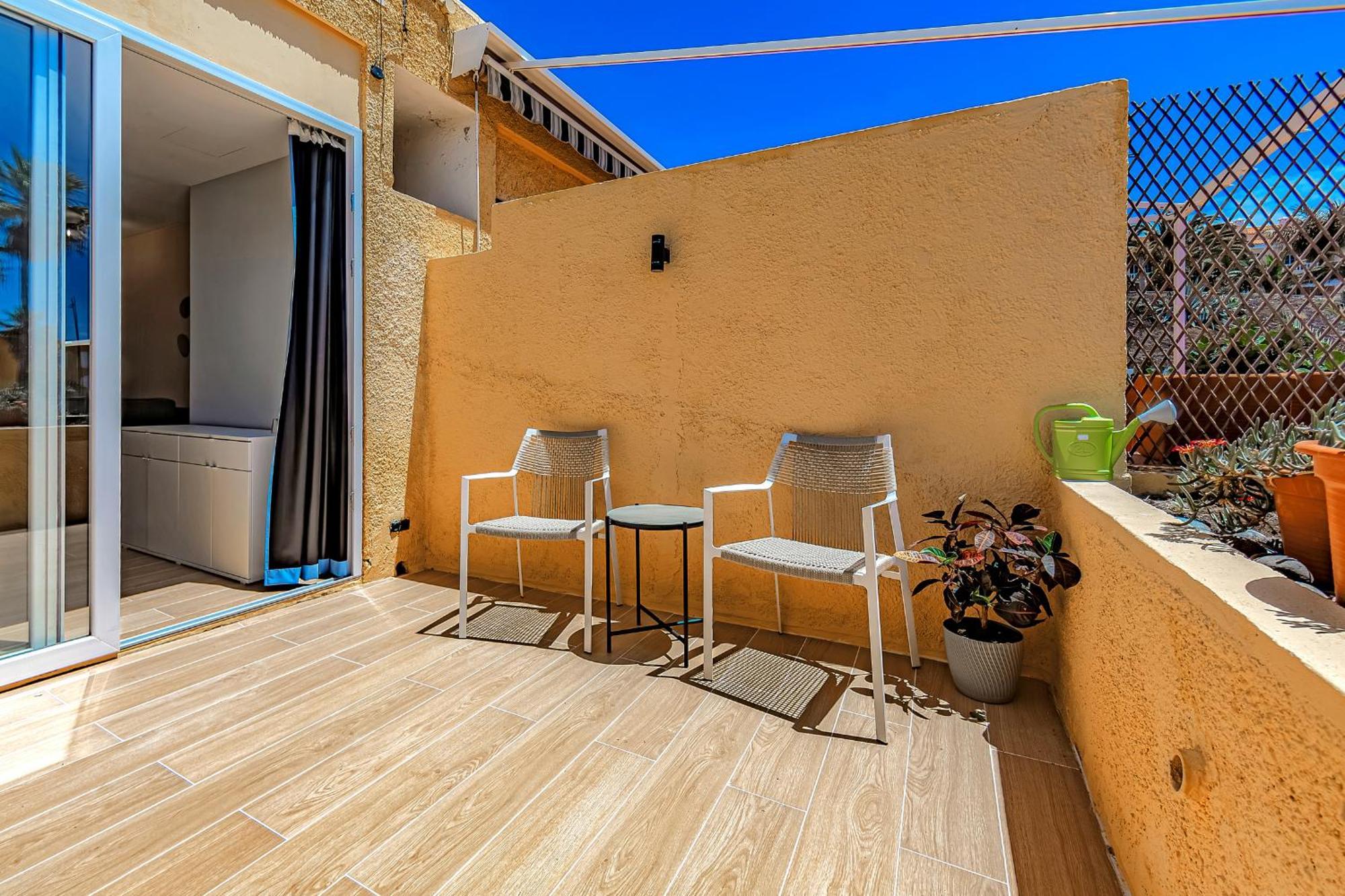 Newly Renovated Studio 2 Min From Playa La Arena Puerto de Santiago  Εξωτερικό φωτογραφία