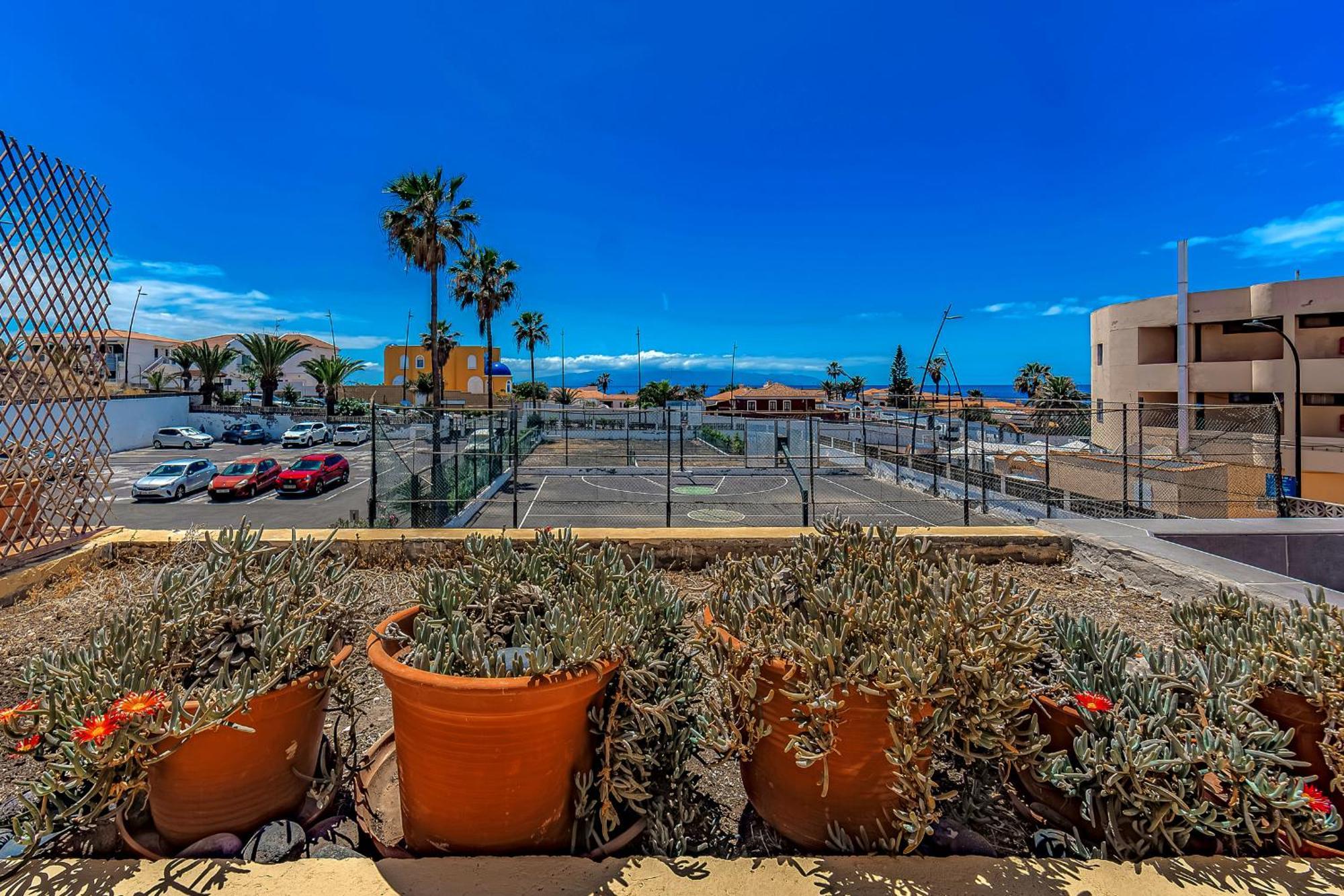 Newly Renovated Studio 2 Min From Playa La Arena Puerto de Santiago  Εξωτερικό φωτογραφία